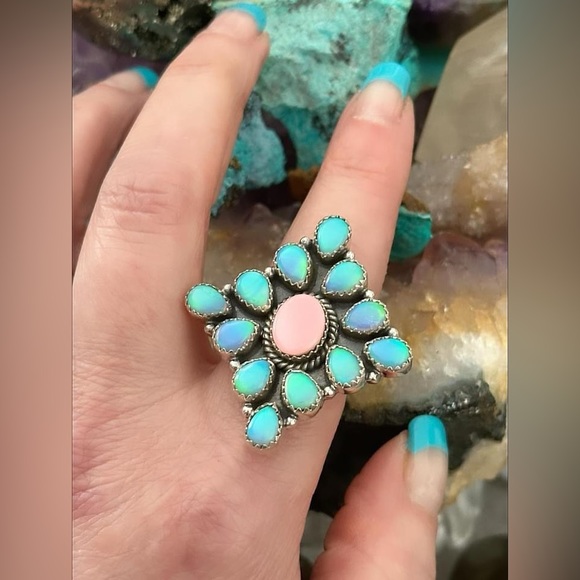 Pink queen conch aurora opal sterlin silver adjustable statement ring - Picture 7 of 12